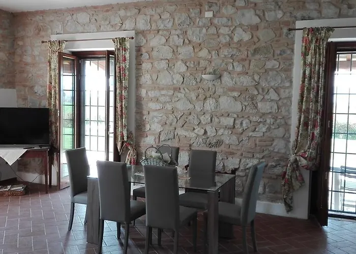 شقة Podere Le Volte Degli Angeli سبيلّو